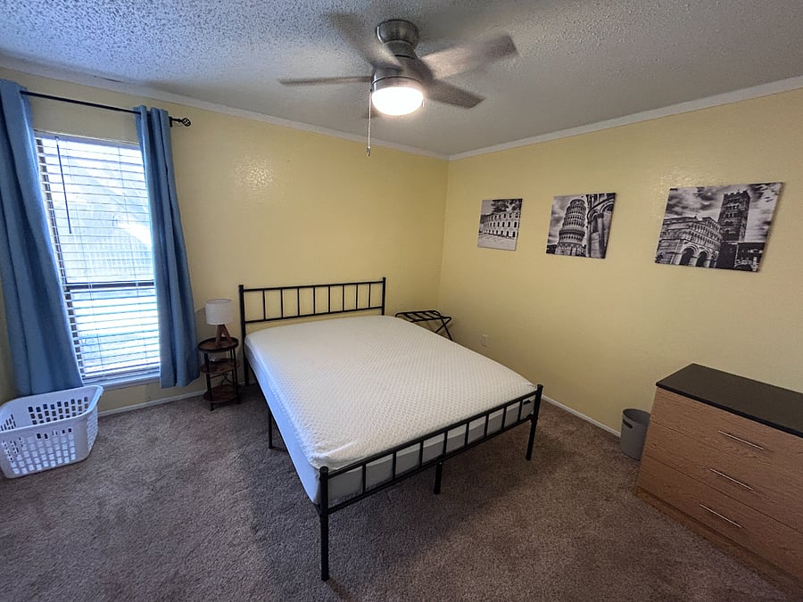 Bedroom #1
Queen size bed, new mattress, luggage rack, nightstand, dresser, laundry basket and trashcan.