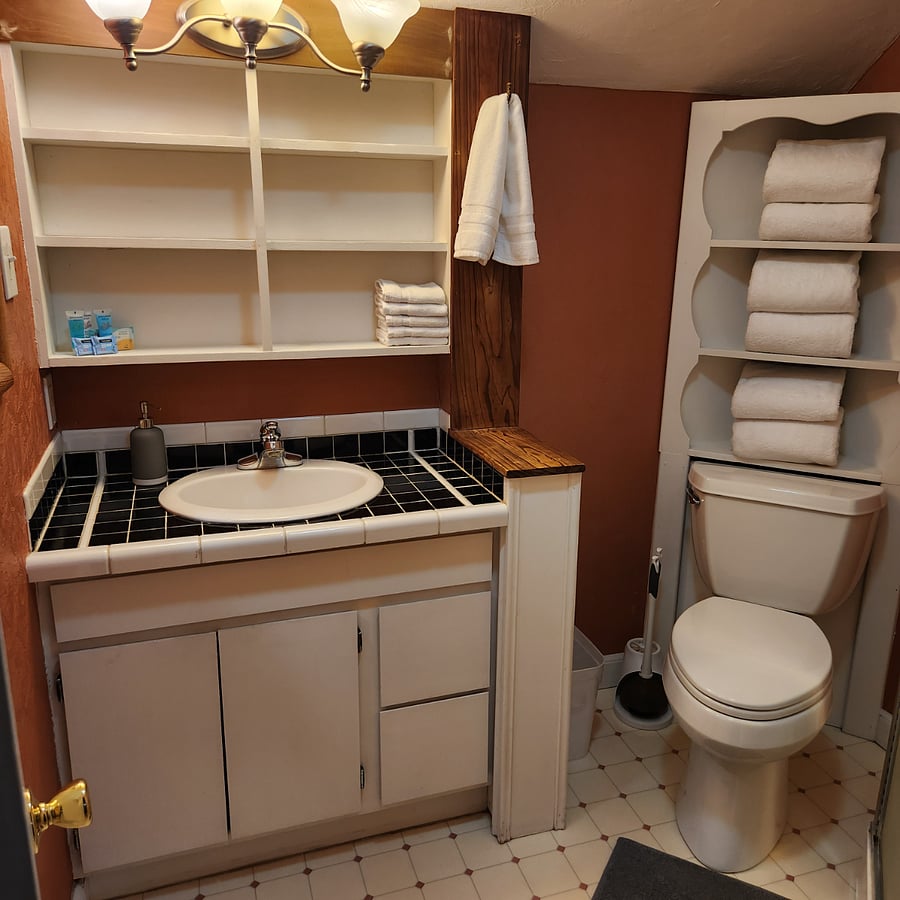 Upstairs bathroom #2
