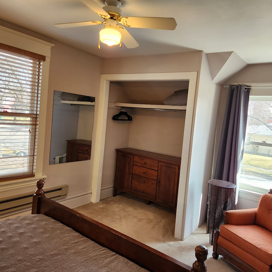 Upstairs bedroom #2