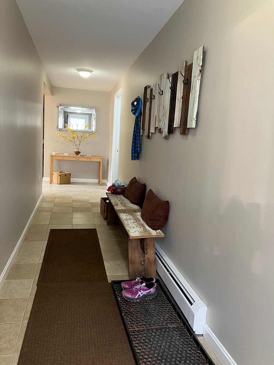 Shared Entryway
