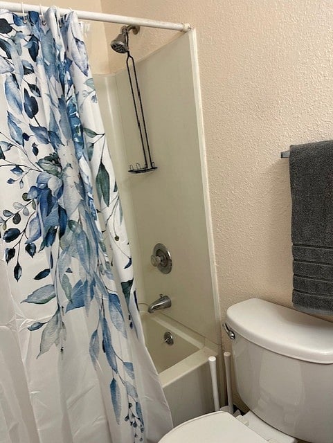 Master Bath shower and tub