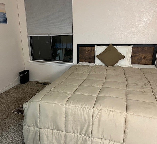 Master suite Queen bed