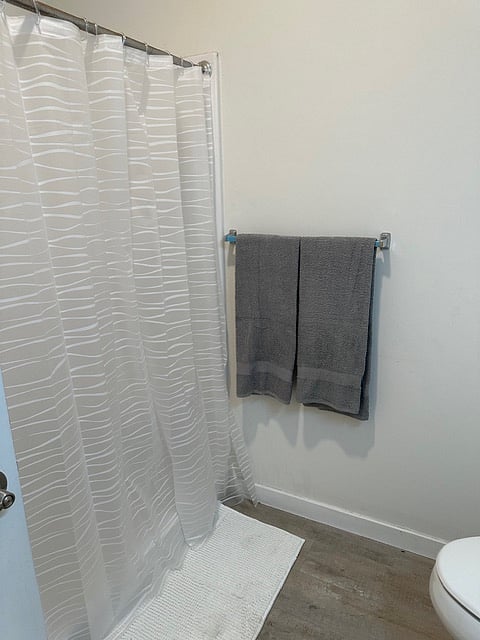 Bathroom/Shower