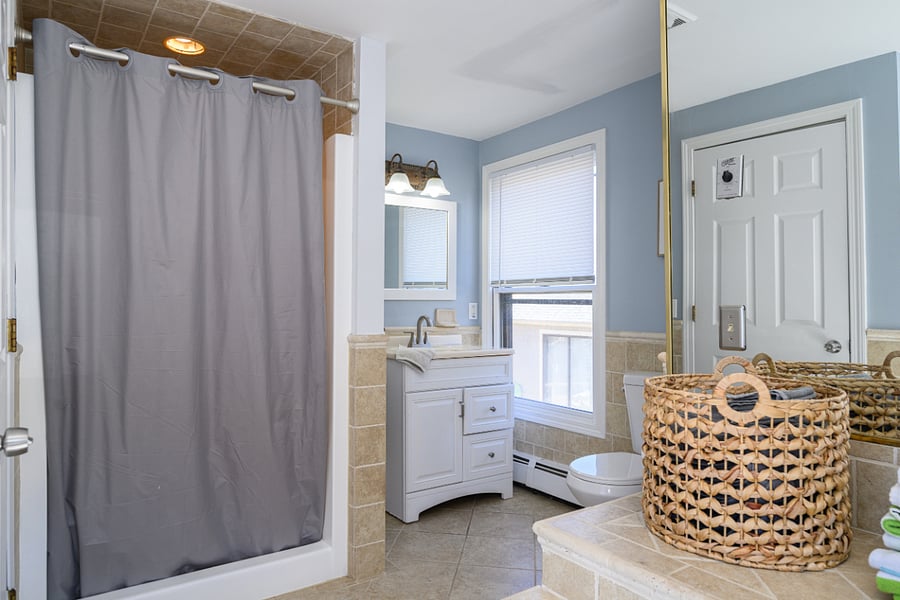 Upstairs Bathroom