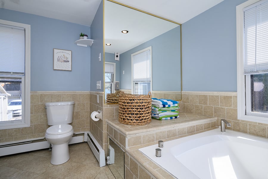 Upstairs Bathroom