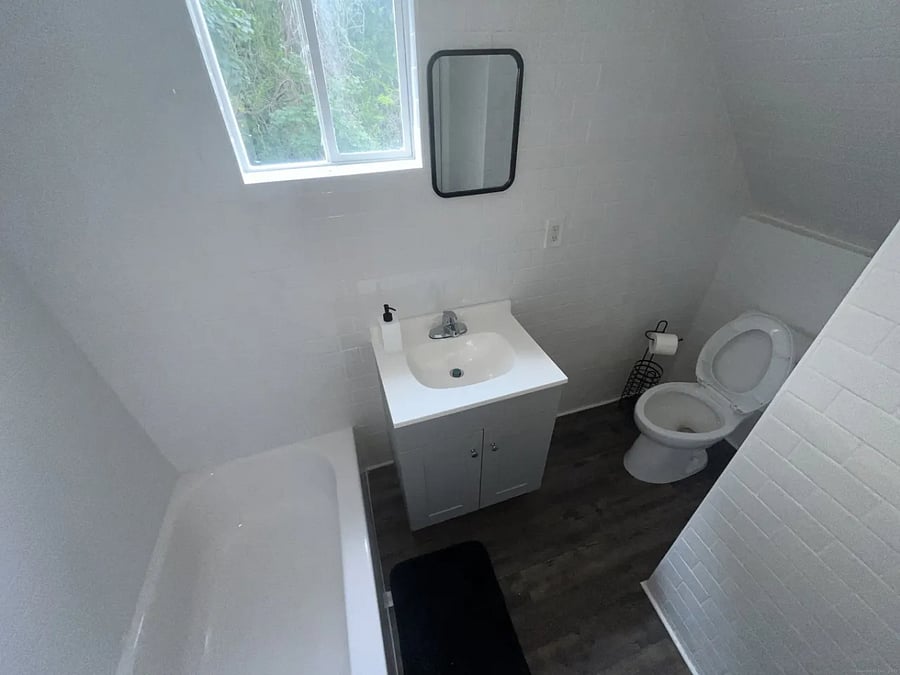 Furnished Finder property 972976_2 photo 5