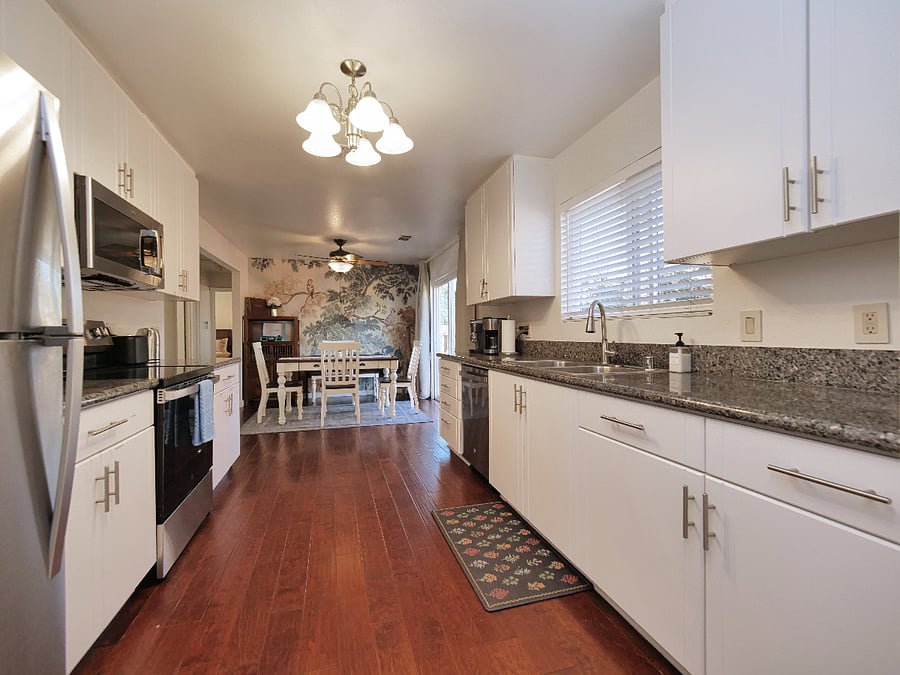 Furnished Finder property 972985_1 photo 9