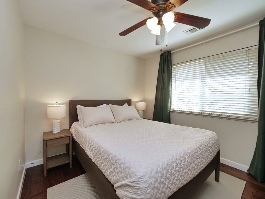 Furnished Finder property 972985_1 photo 17