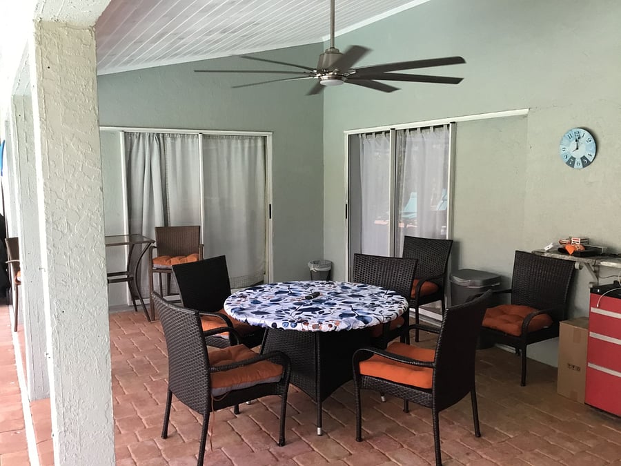 Lanai has table seating for 6-8
