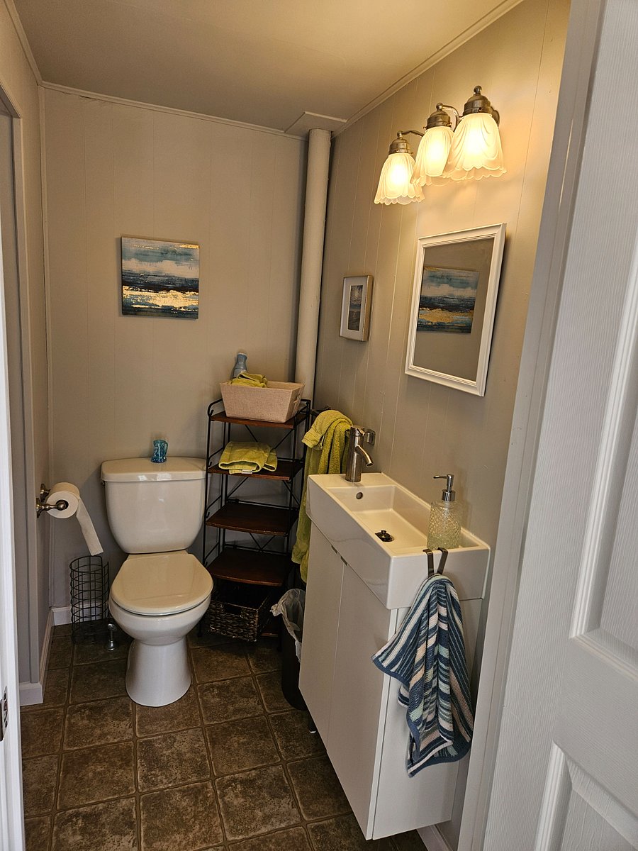 First floor full bath