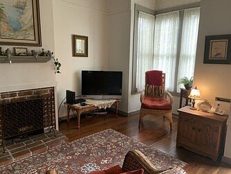 Cozy Living Room with Reading Nook