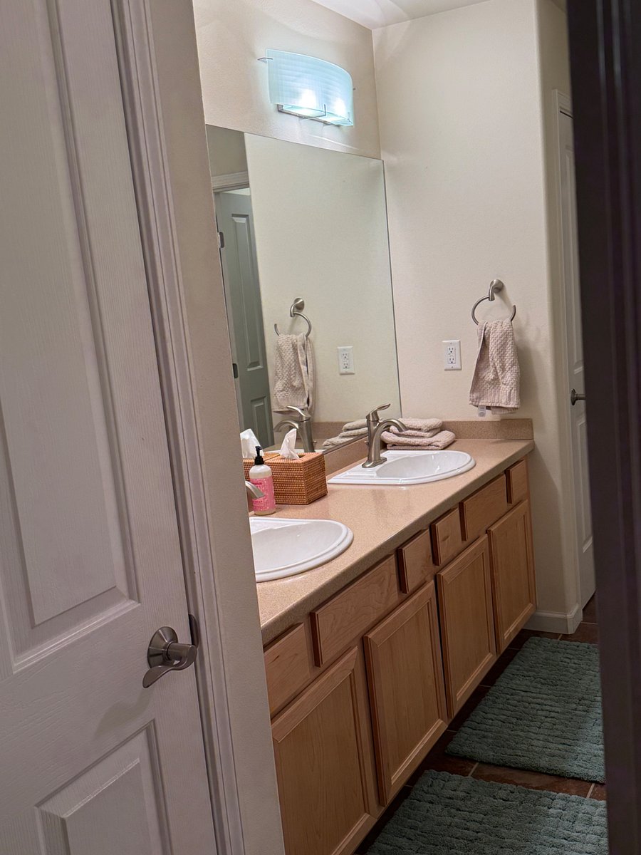 Master room bath