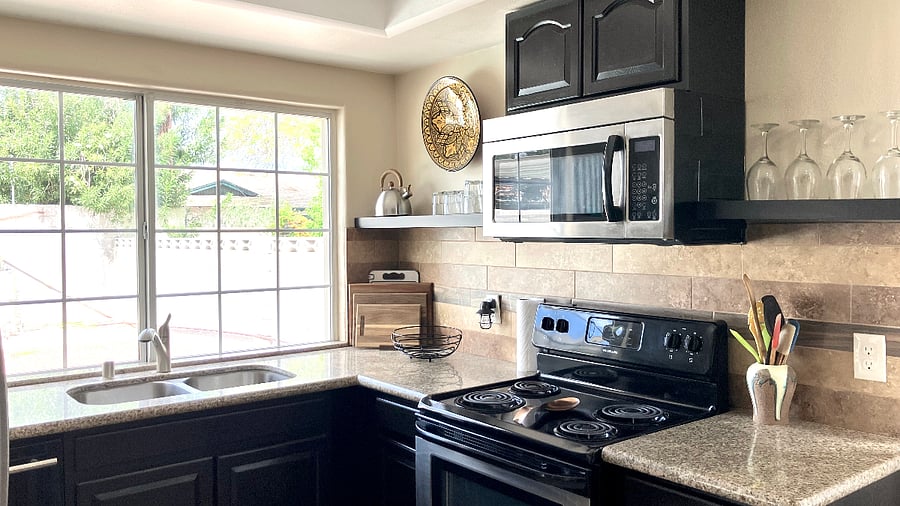 Electric stove, microwave/fan dishwasher