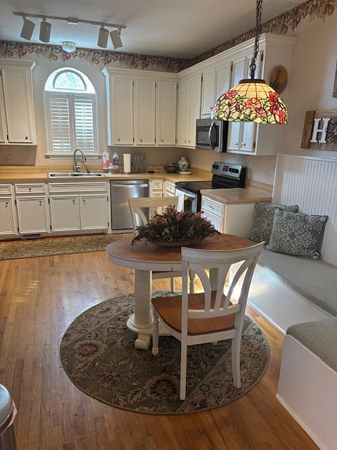 Furnished Finder property 973316_1 photo 3