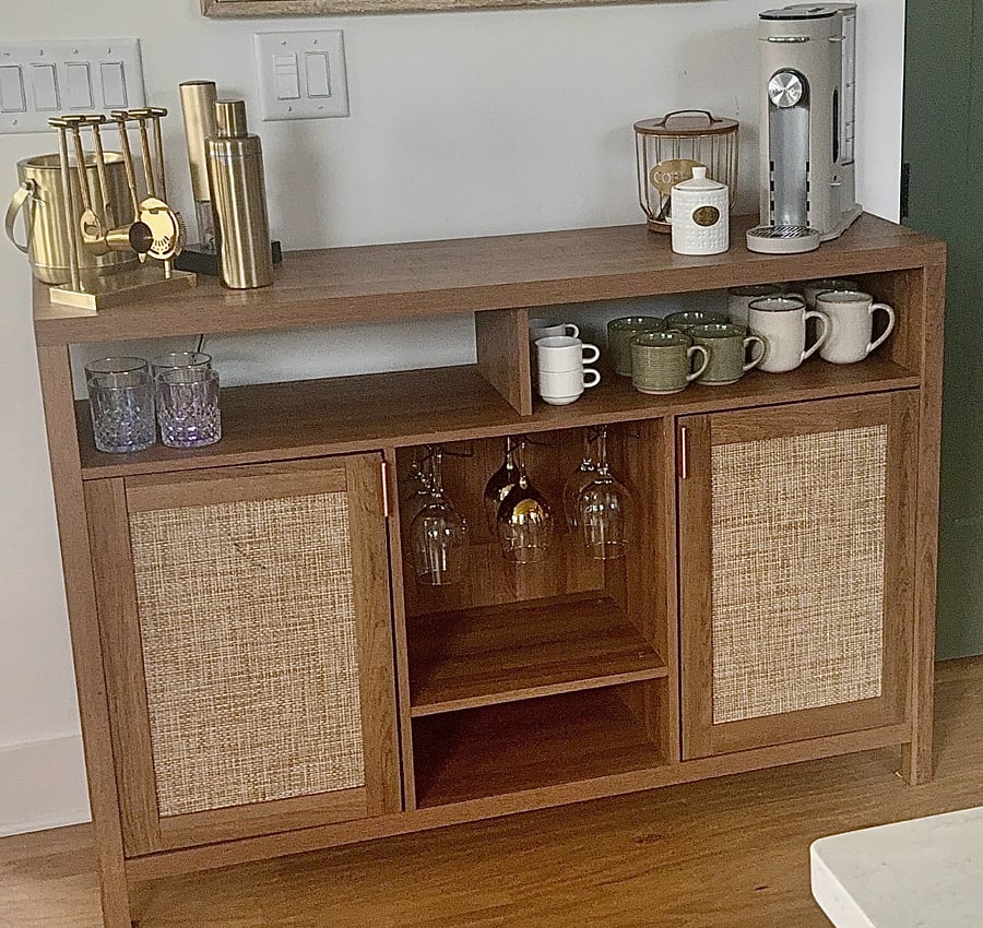 beverage center