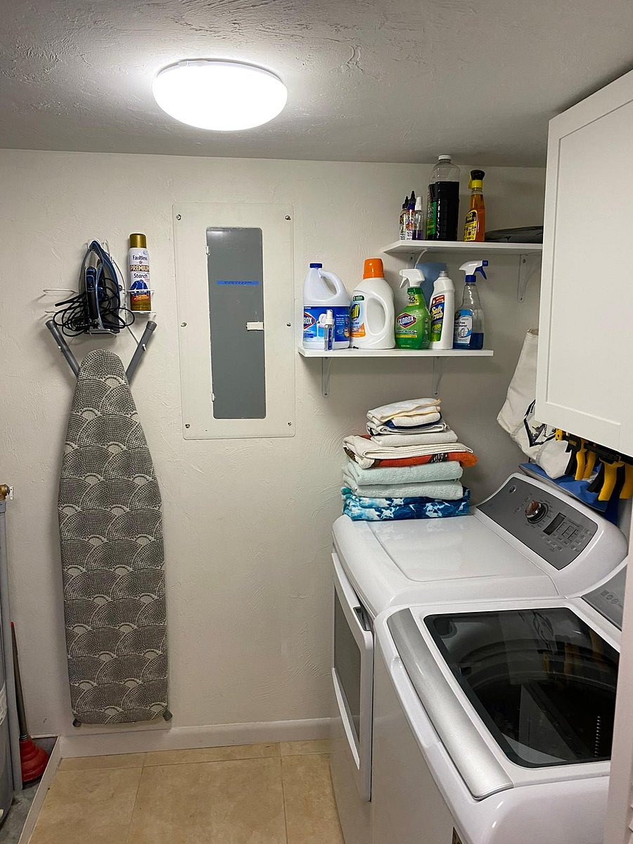 Laundry room with washer & dryer