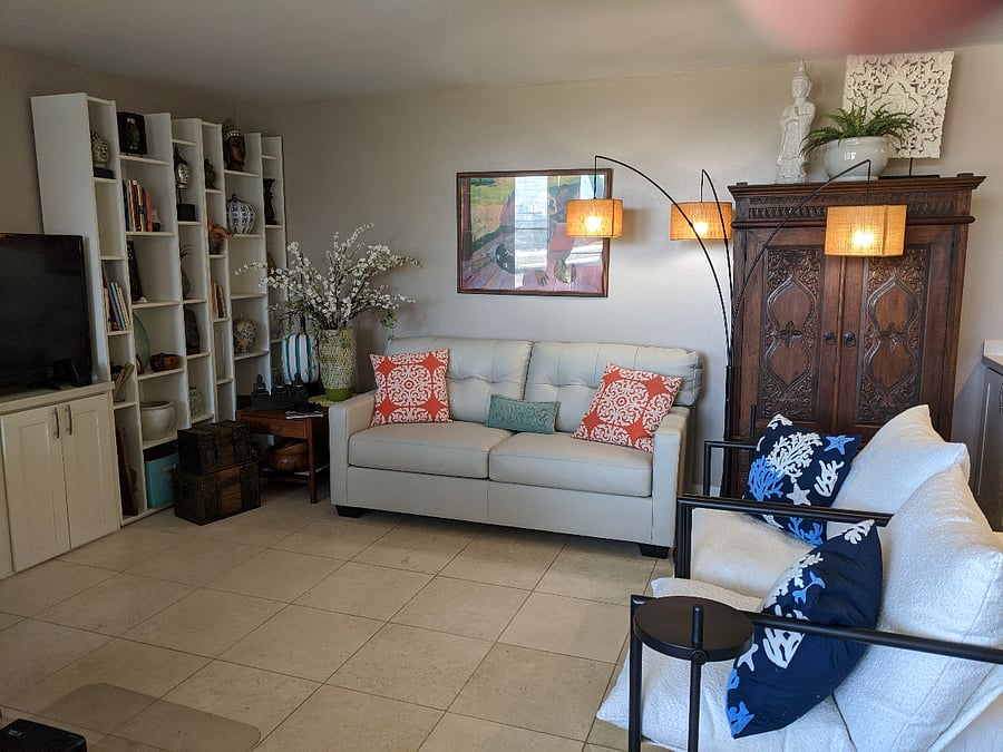 Lanai to Living