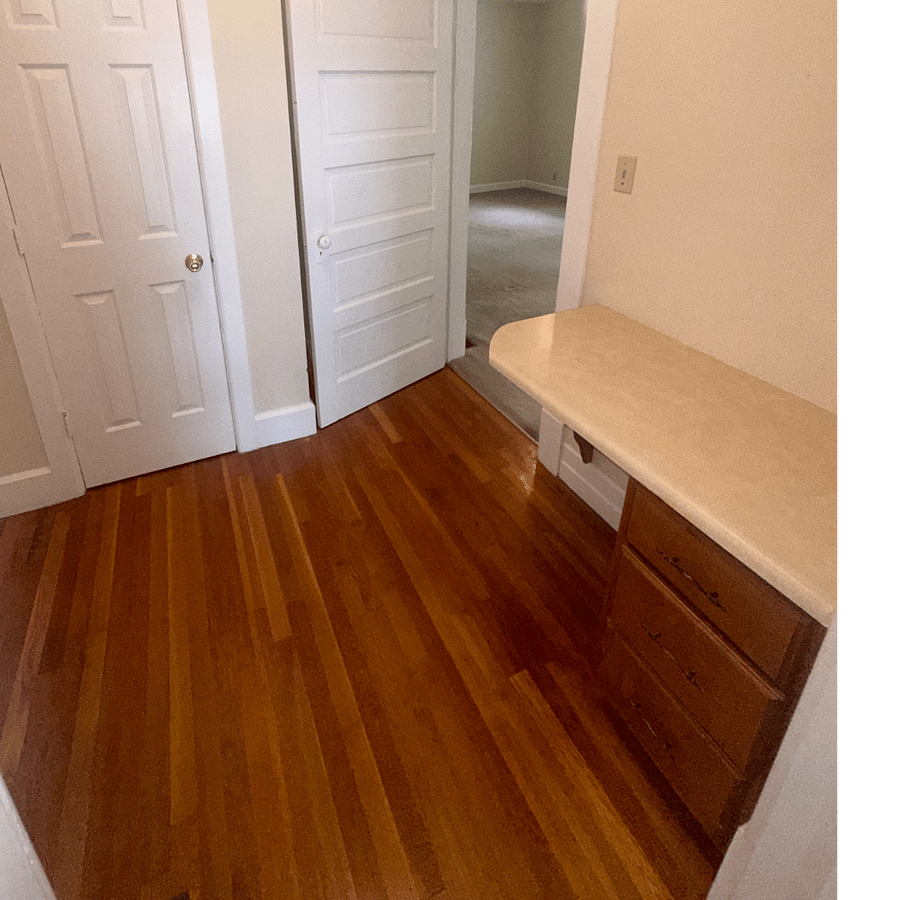 Office area- new pics with furnishing coming soon!