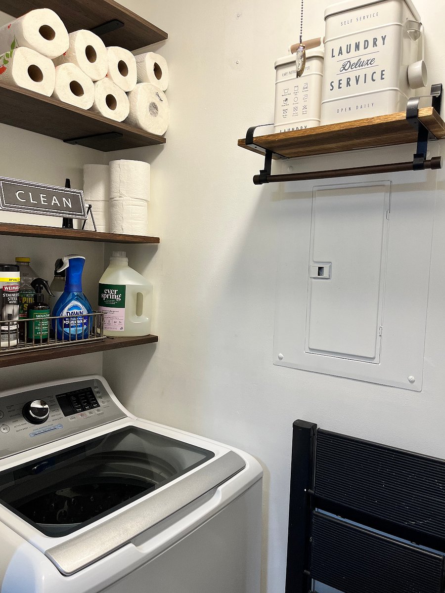 Washing machine & cleaning supplies