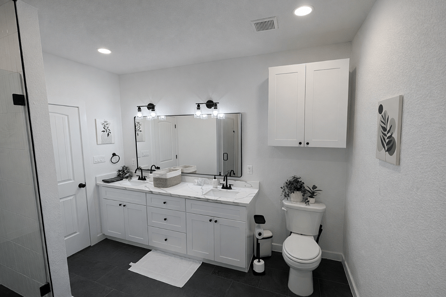 Main floor bathroom