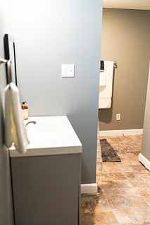 Downstairs full bathroom.