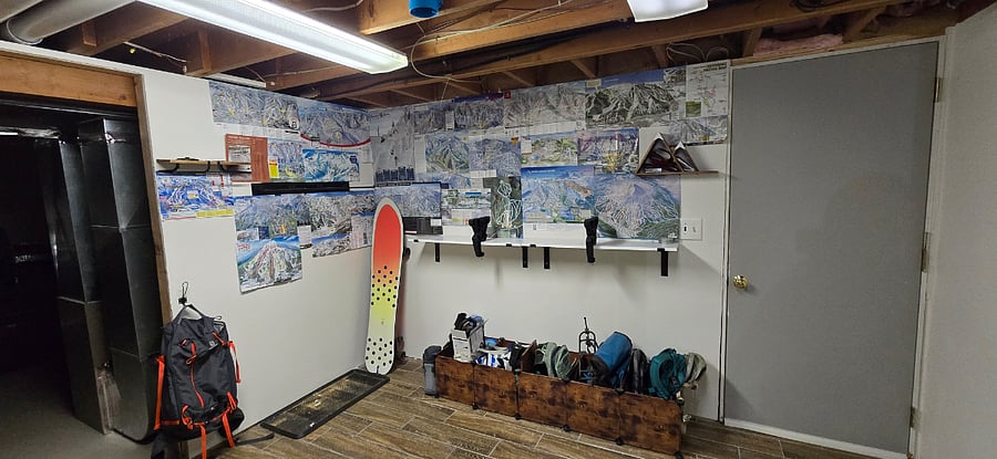 mud-room