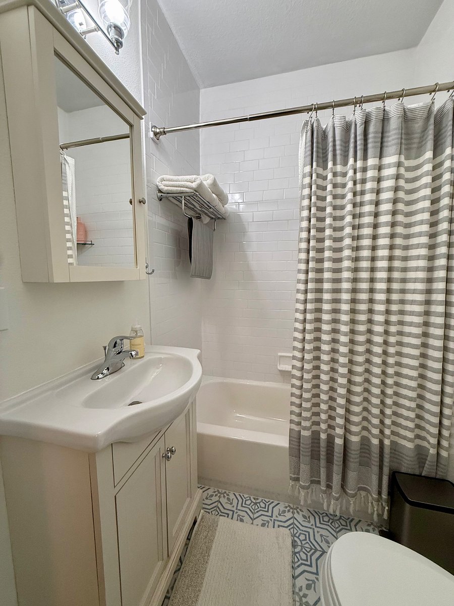 2nd full bathroom