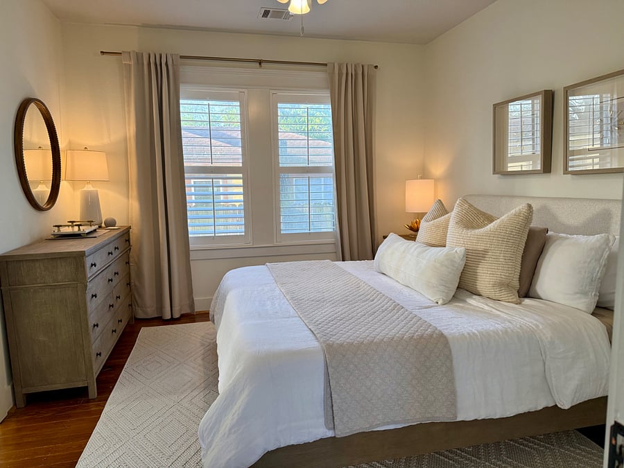 Primary bedroom w/king bed, pottery barn dresser and nightstands