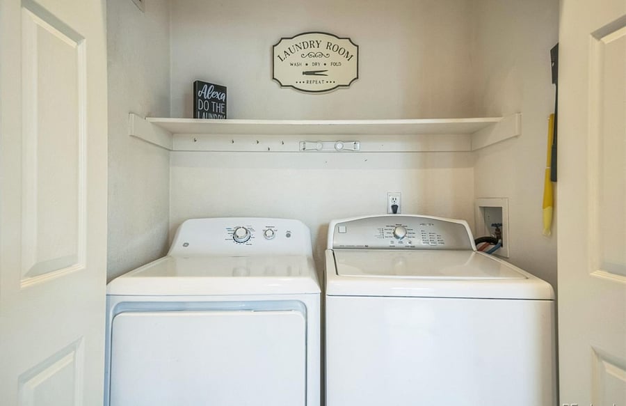 Washer and dryer space