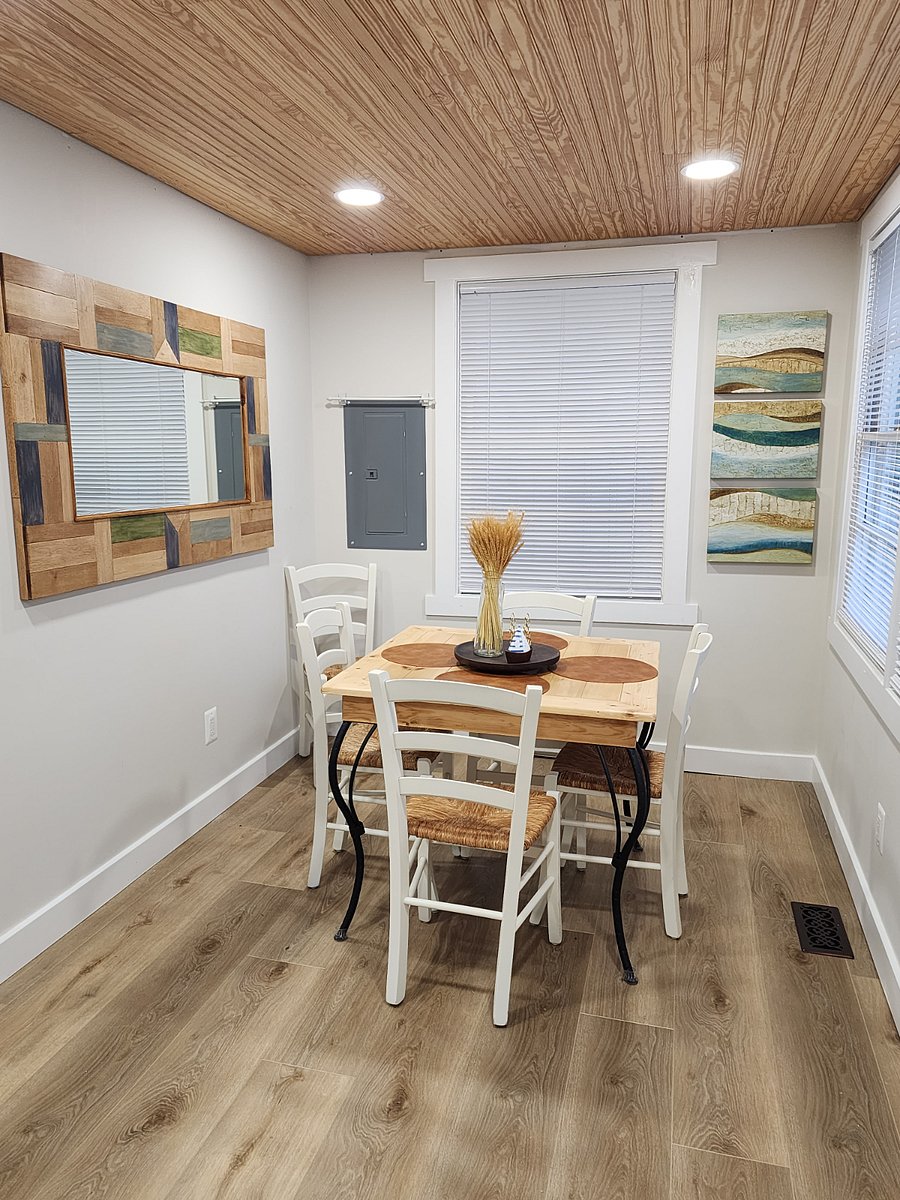 Dining space adjacent to the kitchen. This space is also shared with the laundry/Utility space.