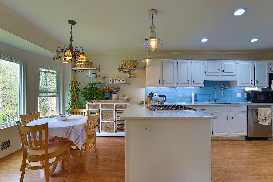 Shared breakfast area in the kitchen
