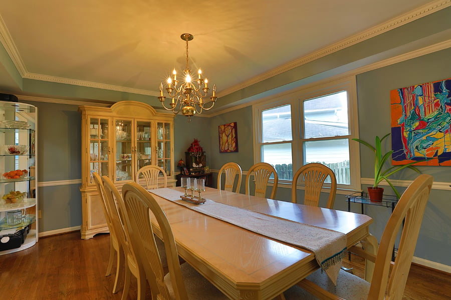 Shared dining room space