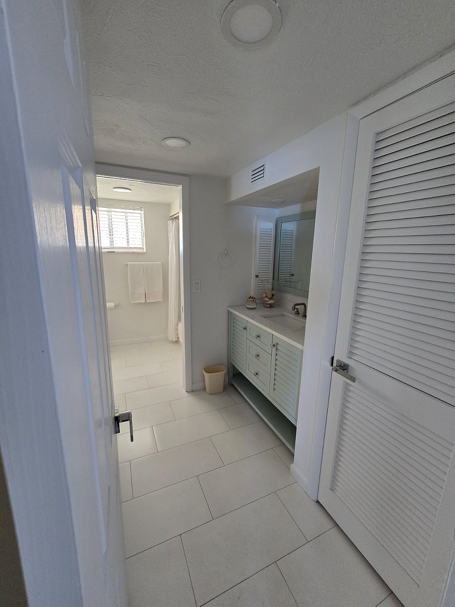 Guest bathroom