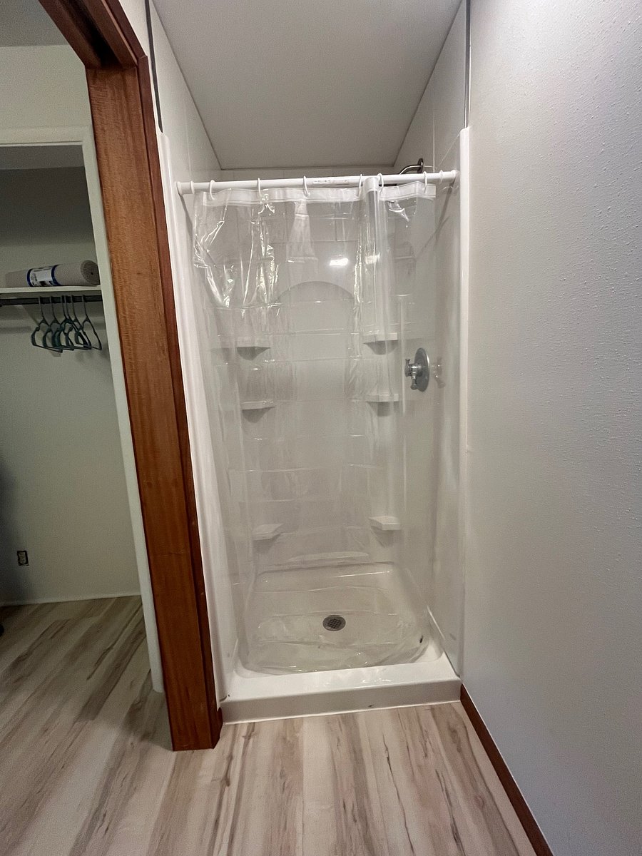 Master shower