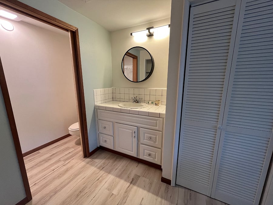 Master dressing room