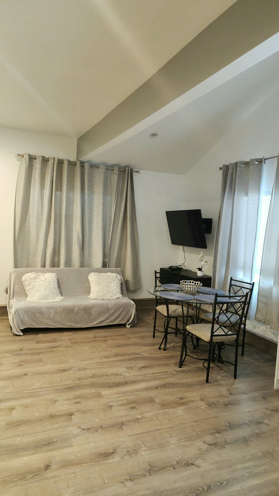 Furnished Finder property 974506_1 photo 7