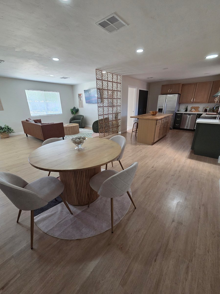 Living/Dining/Kitchen Areas