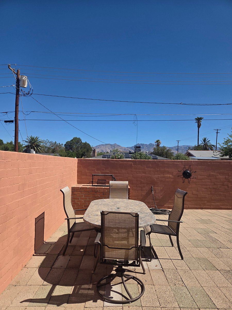 table & BBQ area