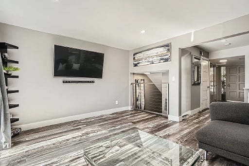 Easy access to the other level - safety always comes first.