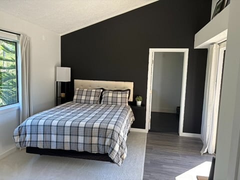 Upstairs guest bedroom