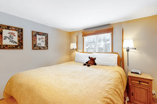 Primary Bedroom - King Bed
