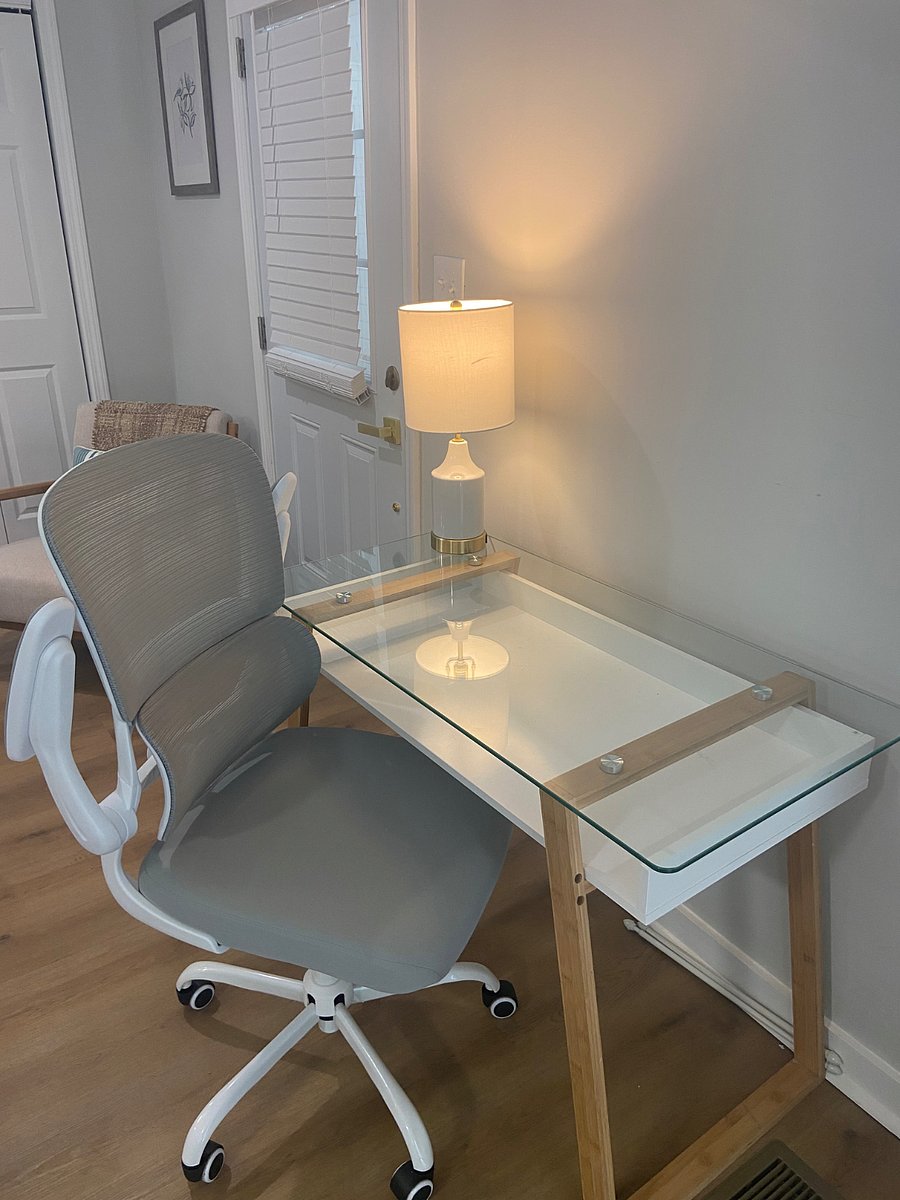 Workspace with very fast internet speed