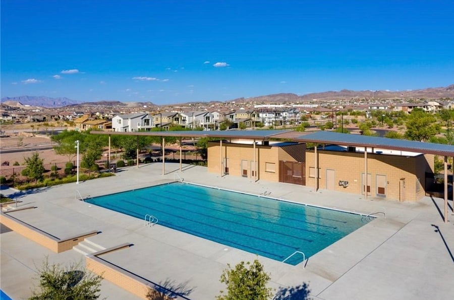 Community Pool & Amenities