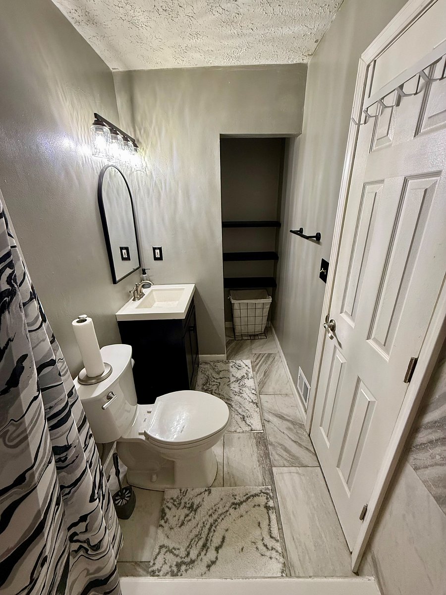 Unit 1 Private Bathroom