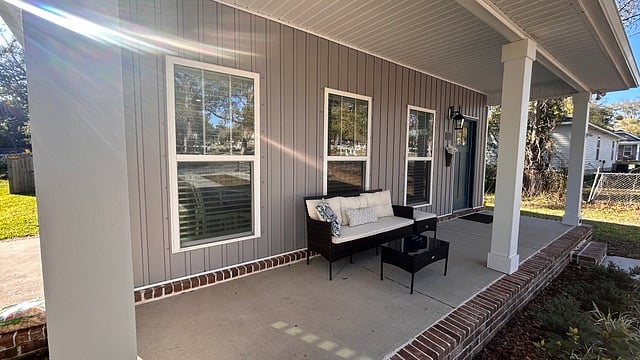 Front porch to enjoy great breezes