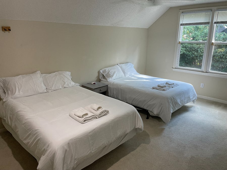 Two Full Beds in 4th Bedroom
