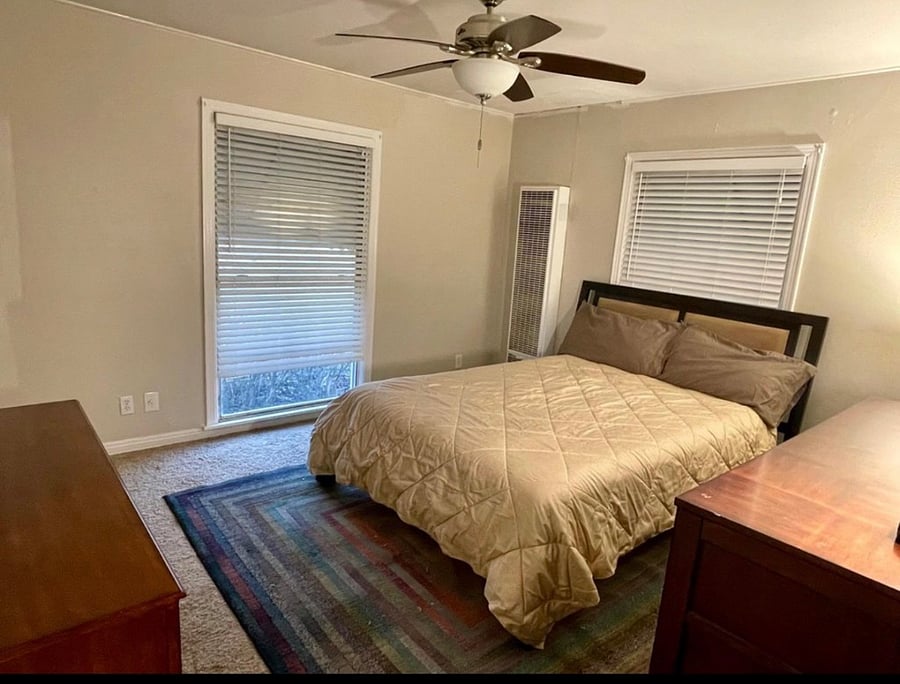 2nd bedroom