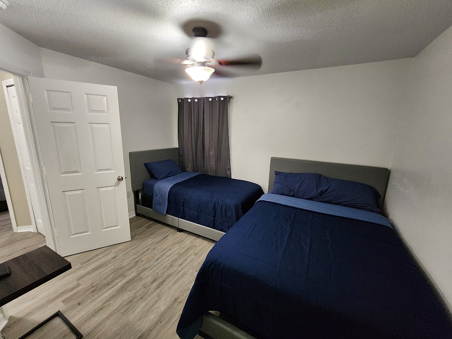 Furnished Finder property 975054_1 photo 13