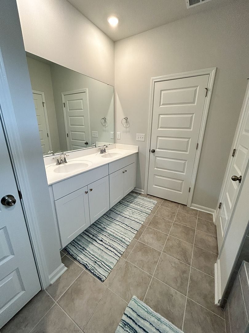 Furnished Finder property 975093_1 photo 9