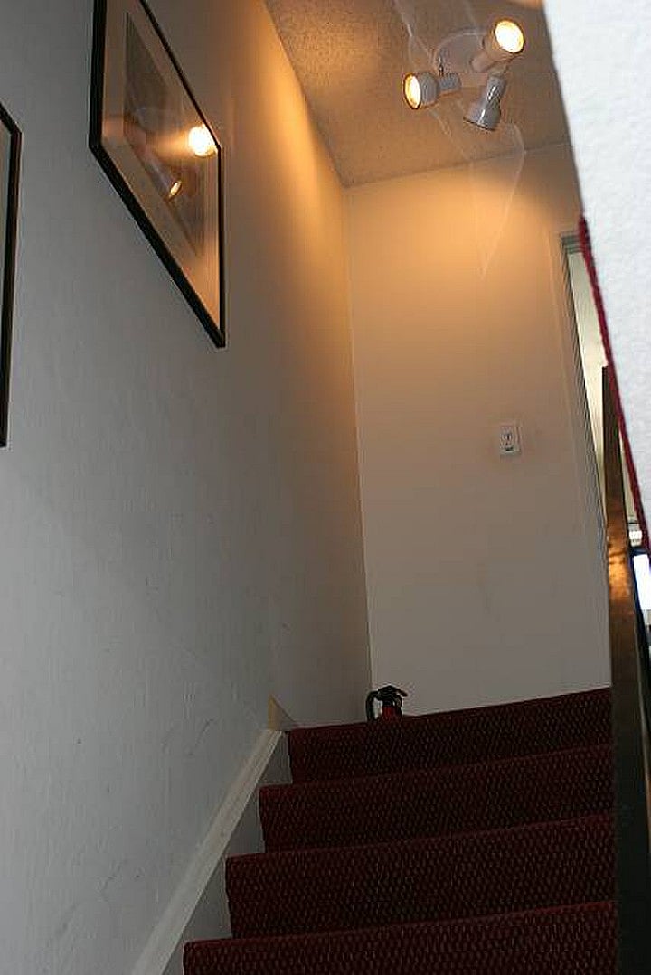 Furnished Finder property 975100_1 photo 15